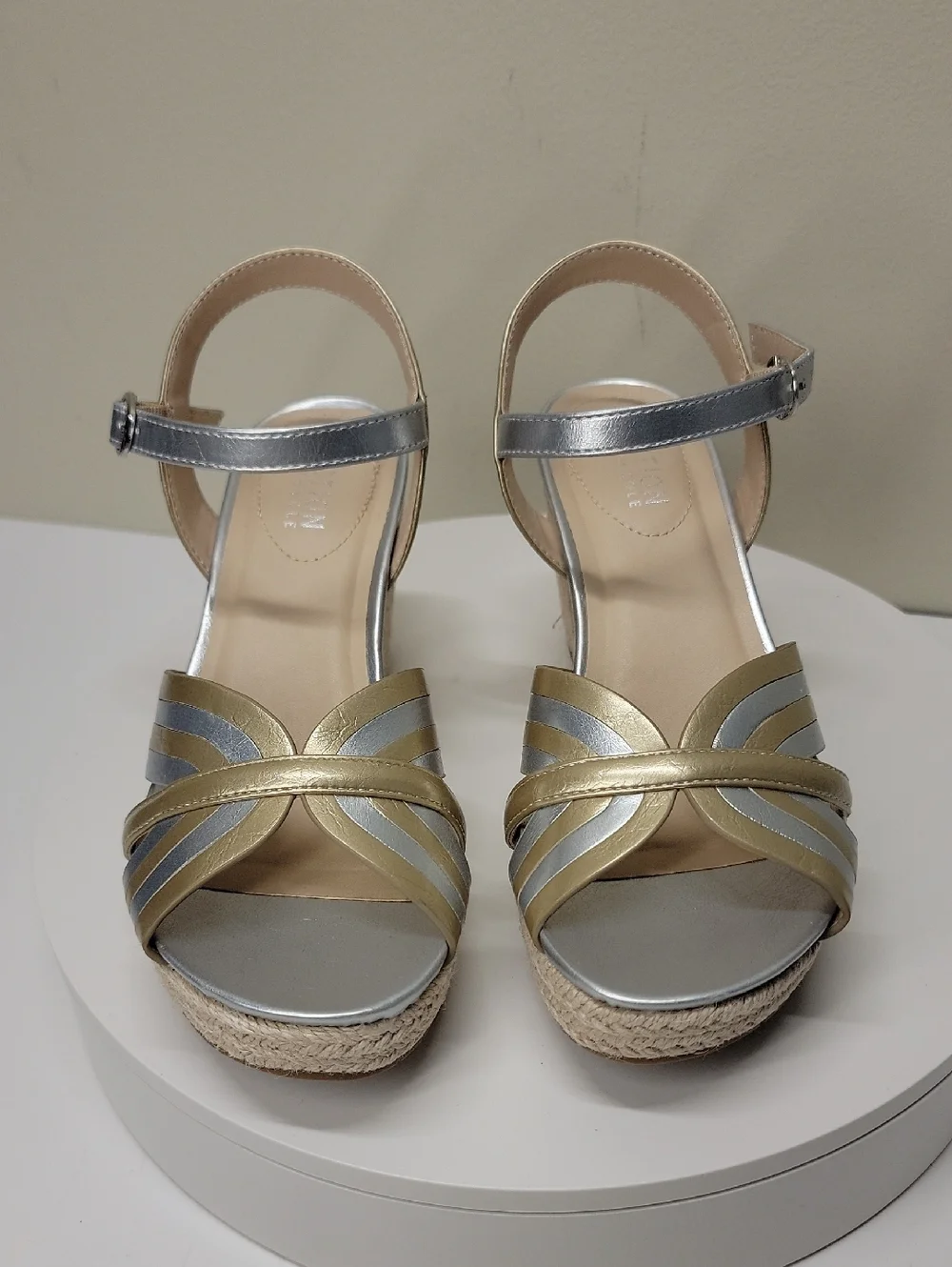 Kenneth Cole NEW IN BOX Metallic Gold and Silver Espadrille Wedge Sandal Sz 6.5